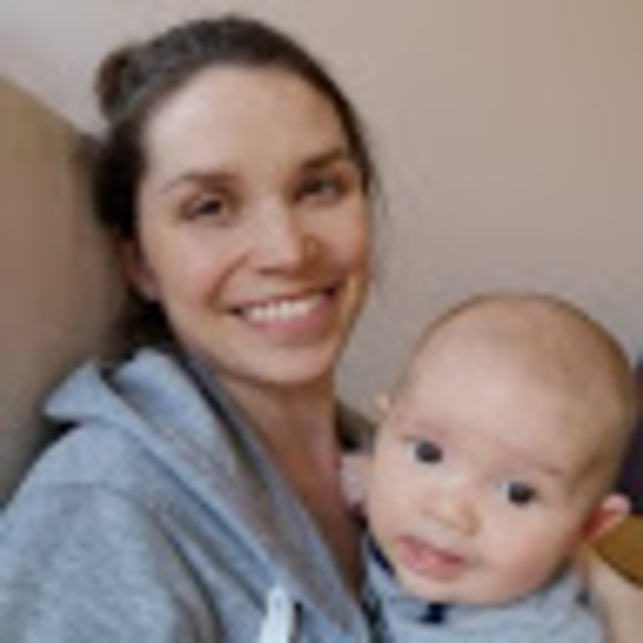 Meet your Posher, Danielle - Picture 1 of 1